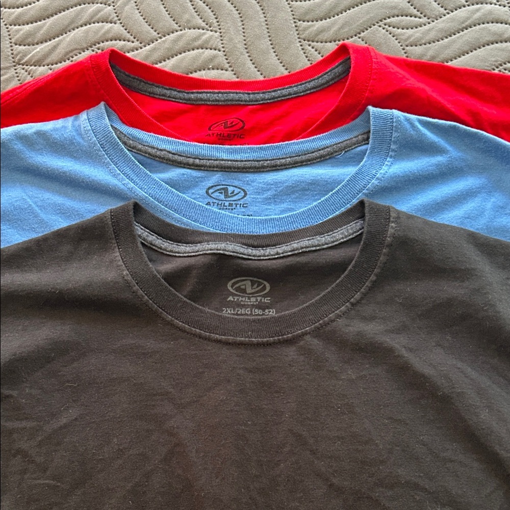 BUNDLE of 3 🌞 Athletic Works Men's Short Sleeve Tanks